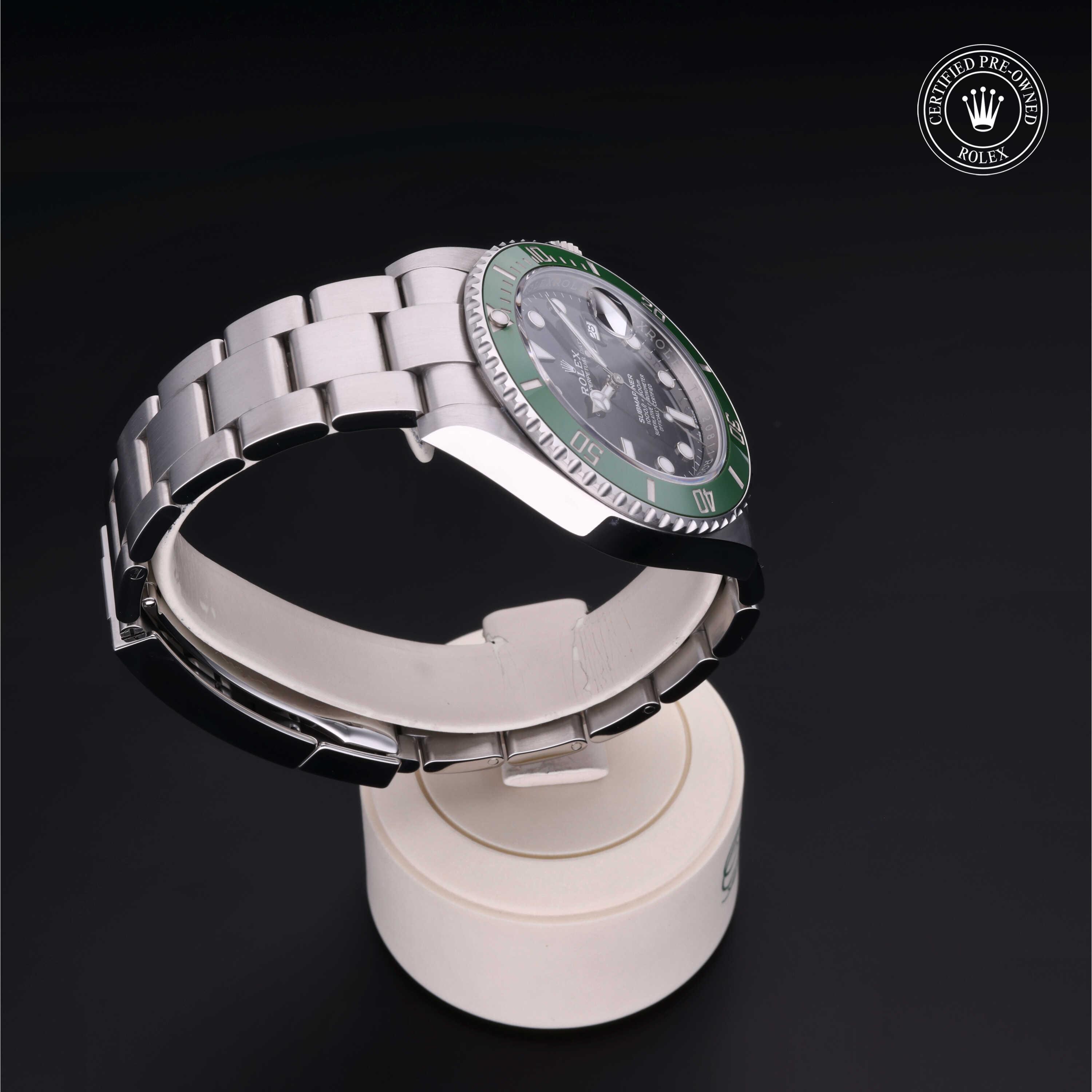 Oyster Perpetual Submariner
