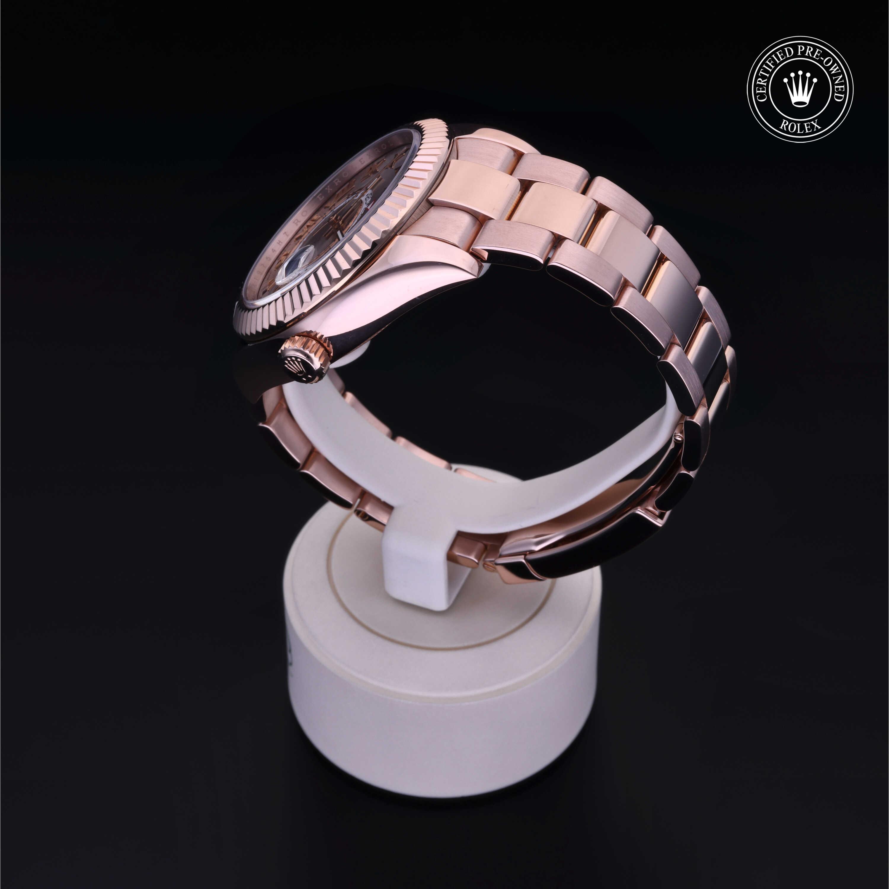 Oyster Perpetual Sky-Dweller