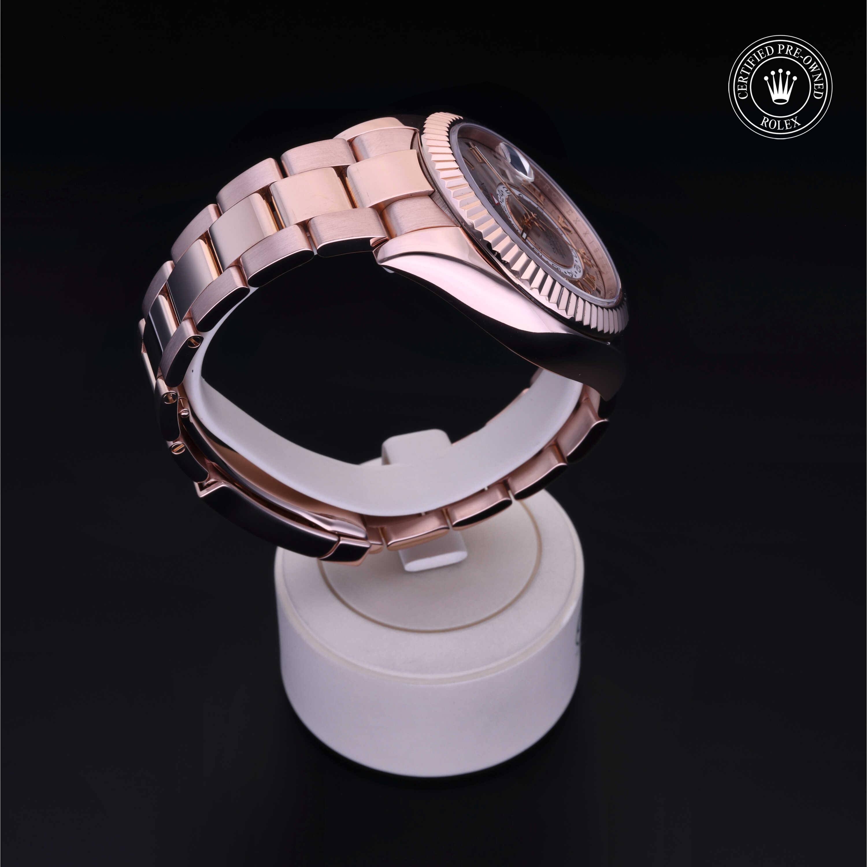 Oyster Perpetual Sky-Dweller