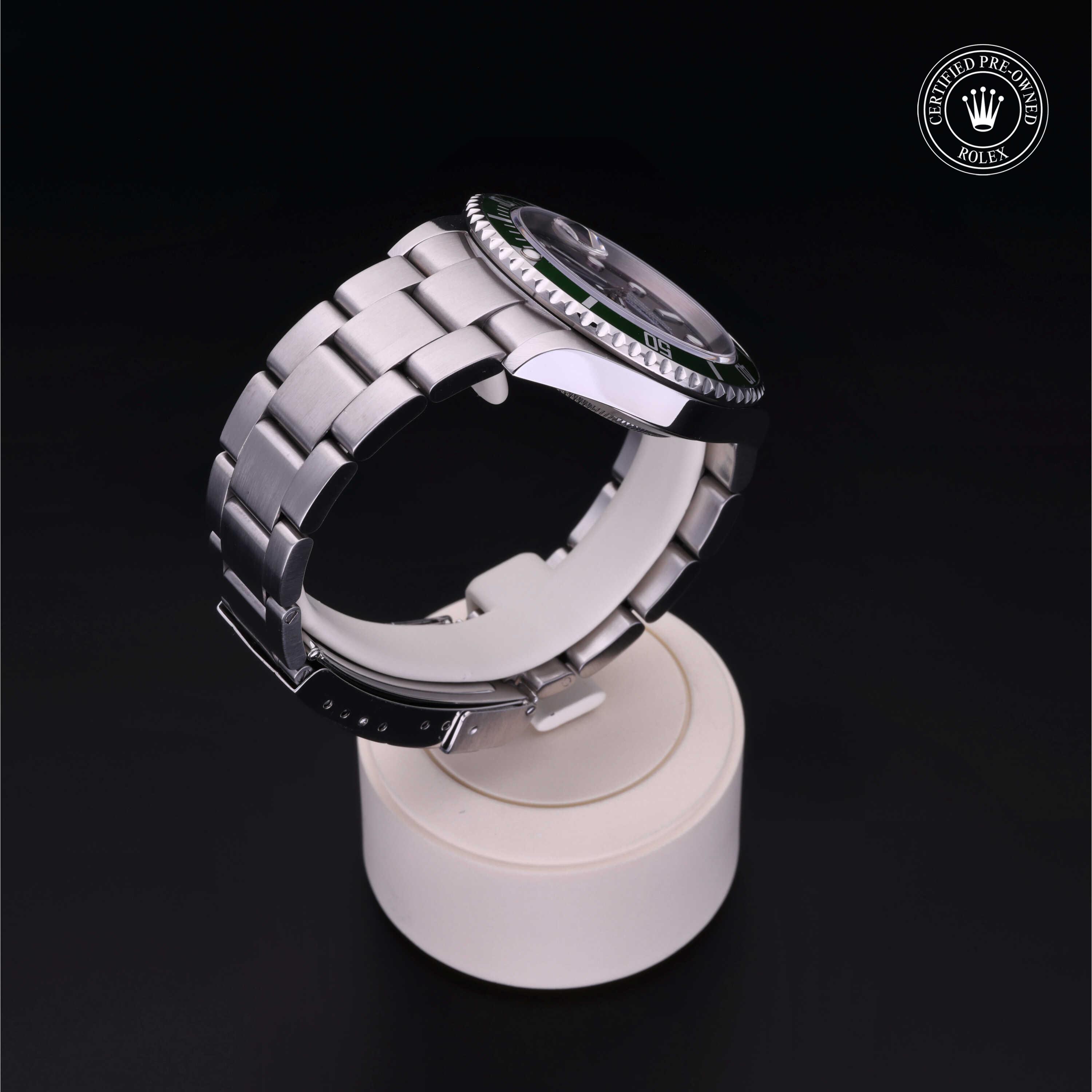 Oyster Perpetual Submariner